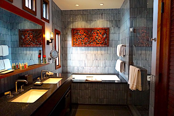 Disney's Polynesian Villas bungalow master bath image