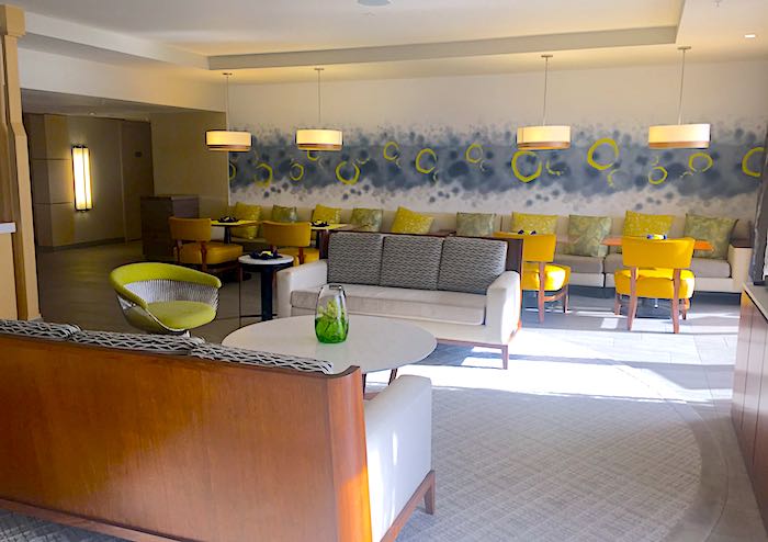 Disney's Contemporary Resort 14th Floor concierge lounge image